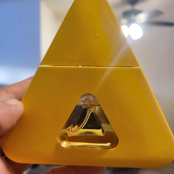 Liz Claiborne- Perfume! - Picture 2 of 2